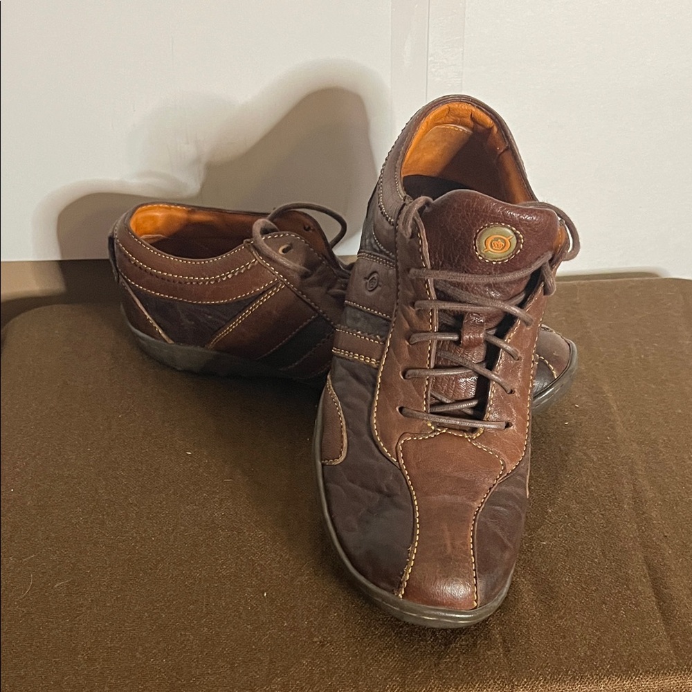 😄Born leather Oxfords flat sneakers casual 9